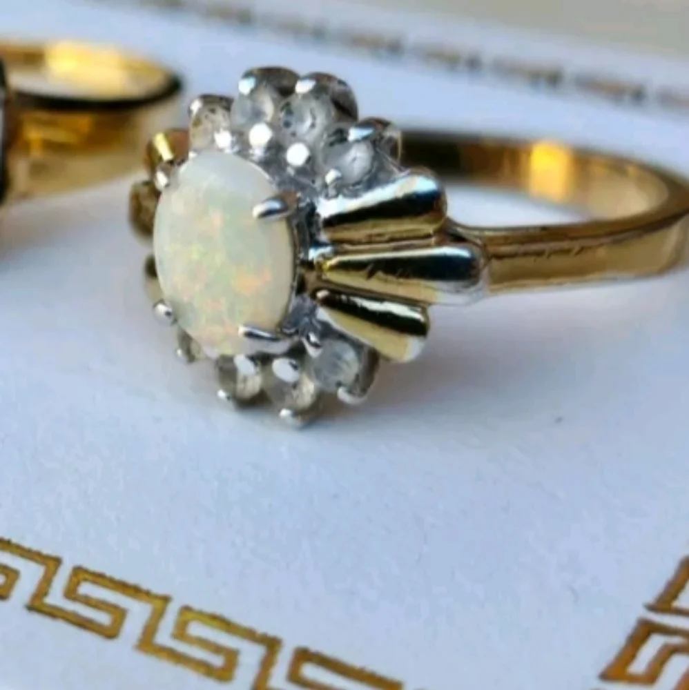 Host Pick Elegant Estate Genuine Fire Opal Women's Ring - Picture 3 of 4